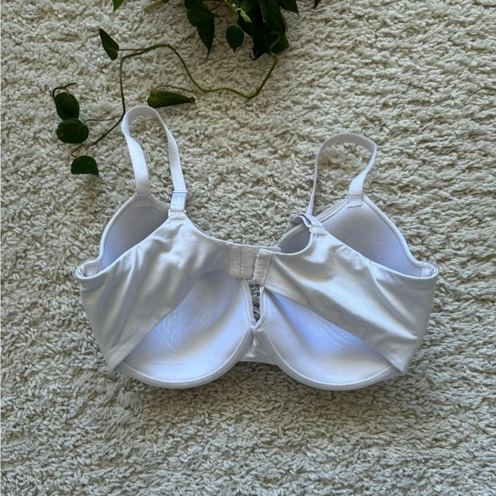 Calvin Klein White Underwire Lightly Padded Bra 36DD